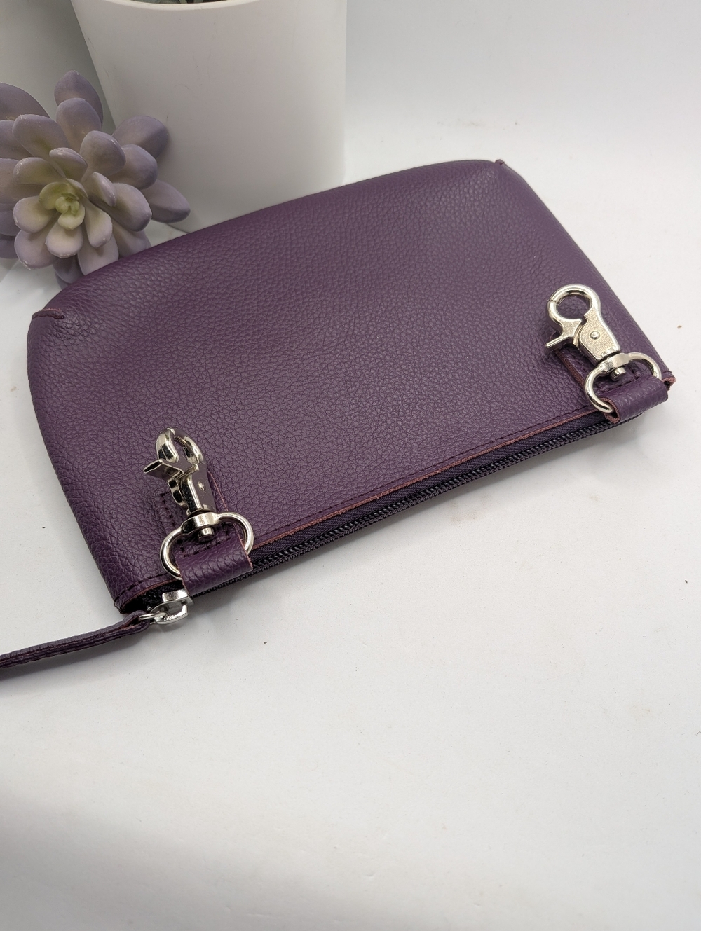 Harley-Davidson Purple Pebbled Leather Zip  Pouch - Picture 3 of 6